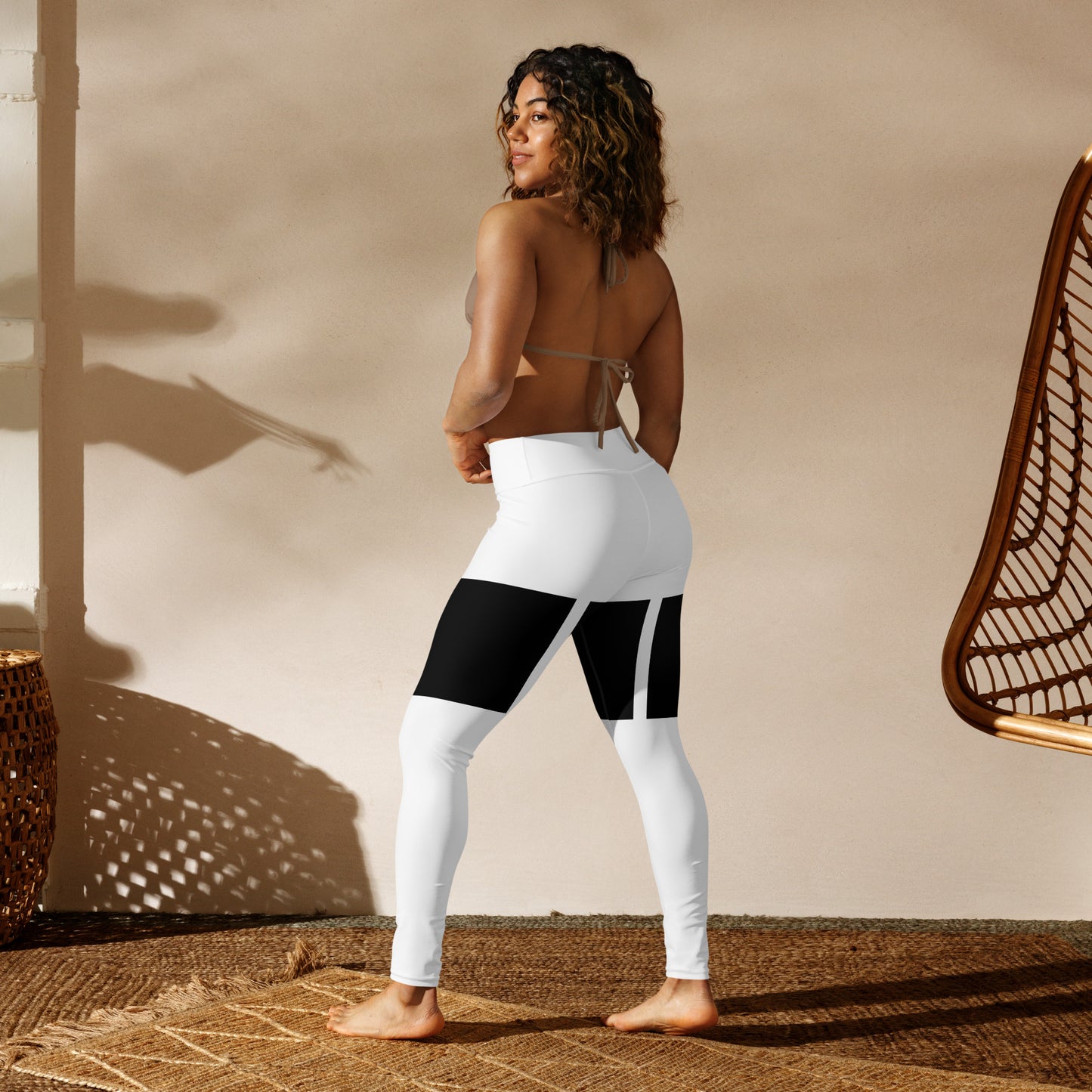 Baby Girl Garter Leggings- Black&White