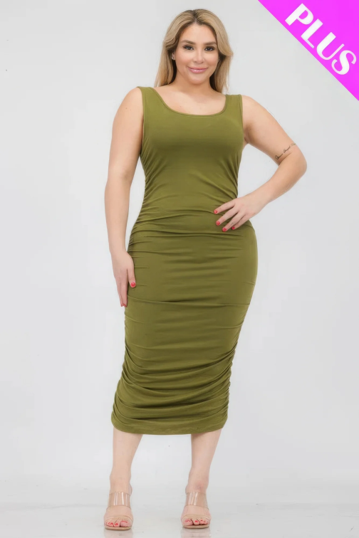 How to Style a Ruched Dress for Any Occasion
